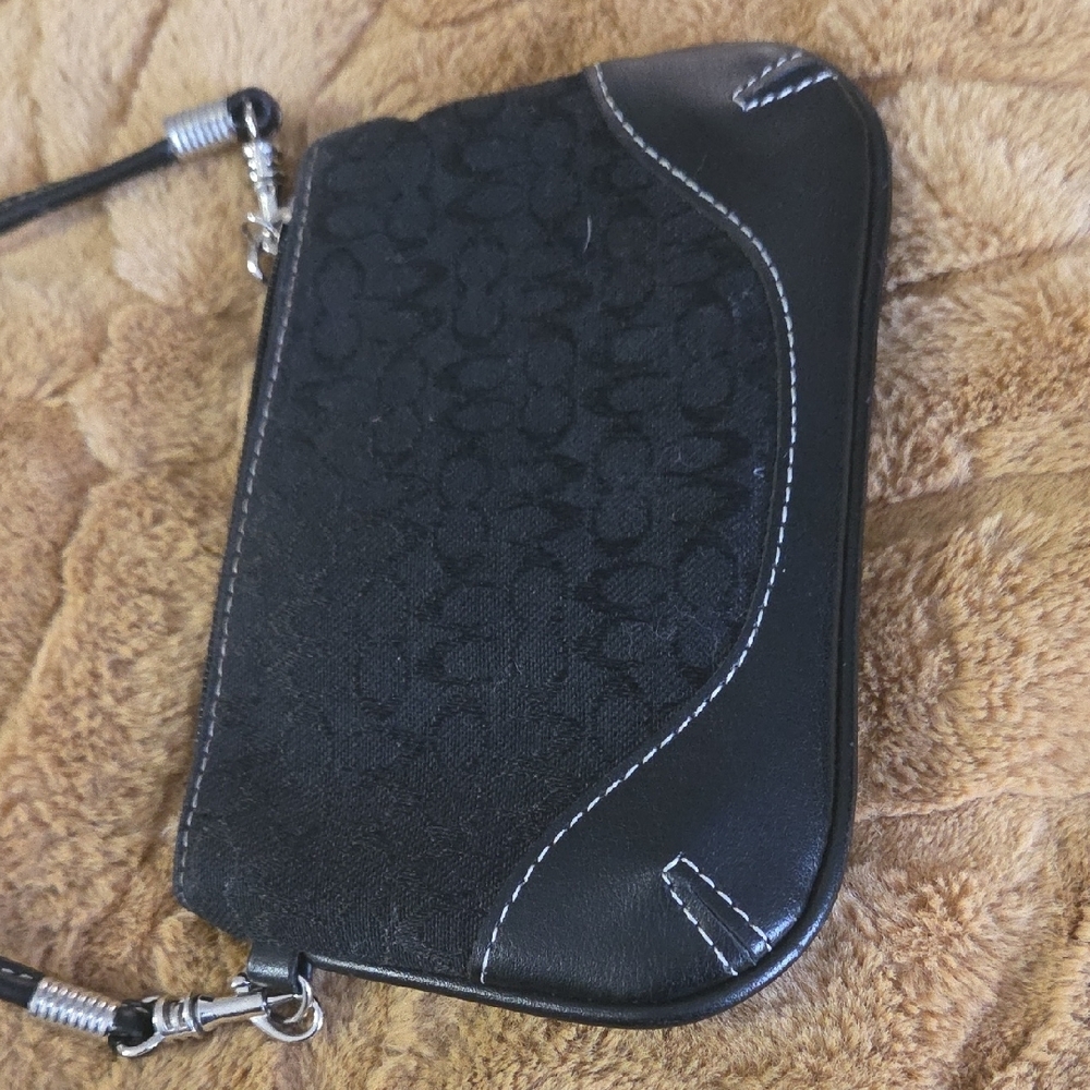 Coach Black Signature Wristlet - Picture 2 of 4